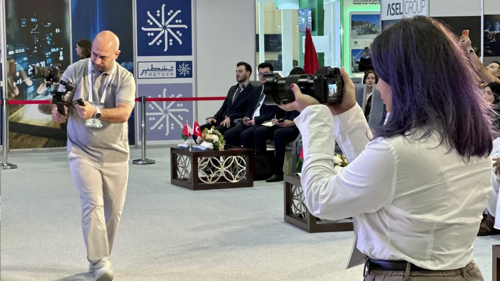 How to Choose the Right Video Production & Photography Team in Muscat ostoorehstudio exhibition